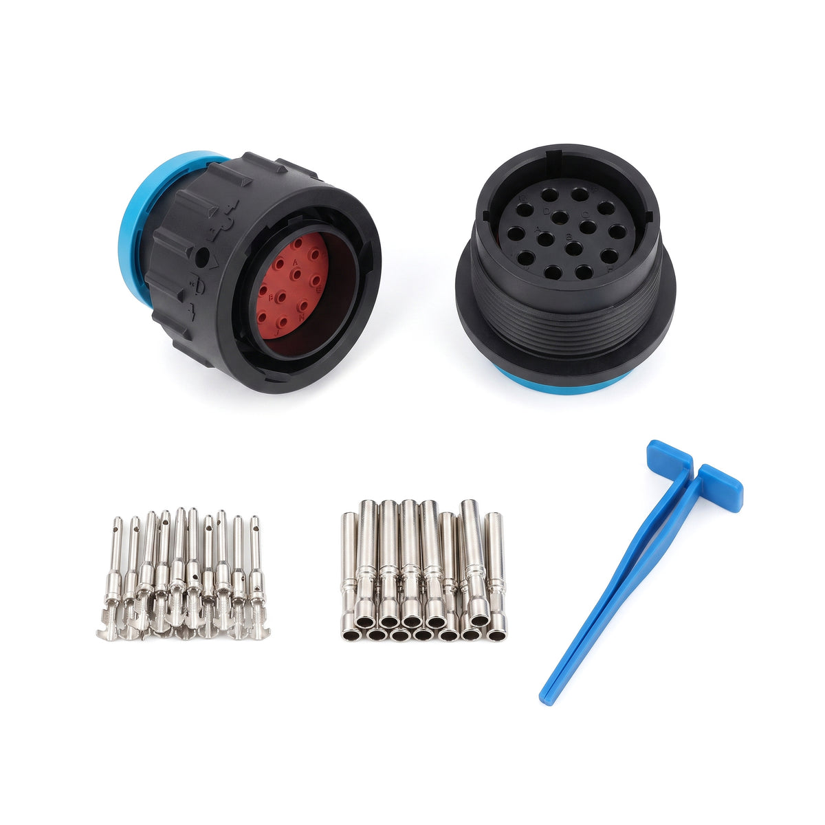 Kit completo AHDP 14 vias: os dois conectores, os terminais macho e fêmea e o extrator sobre fundo branco