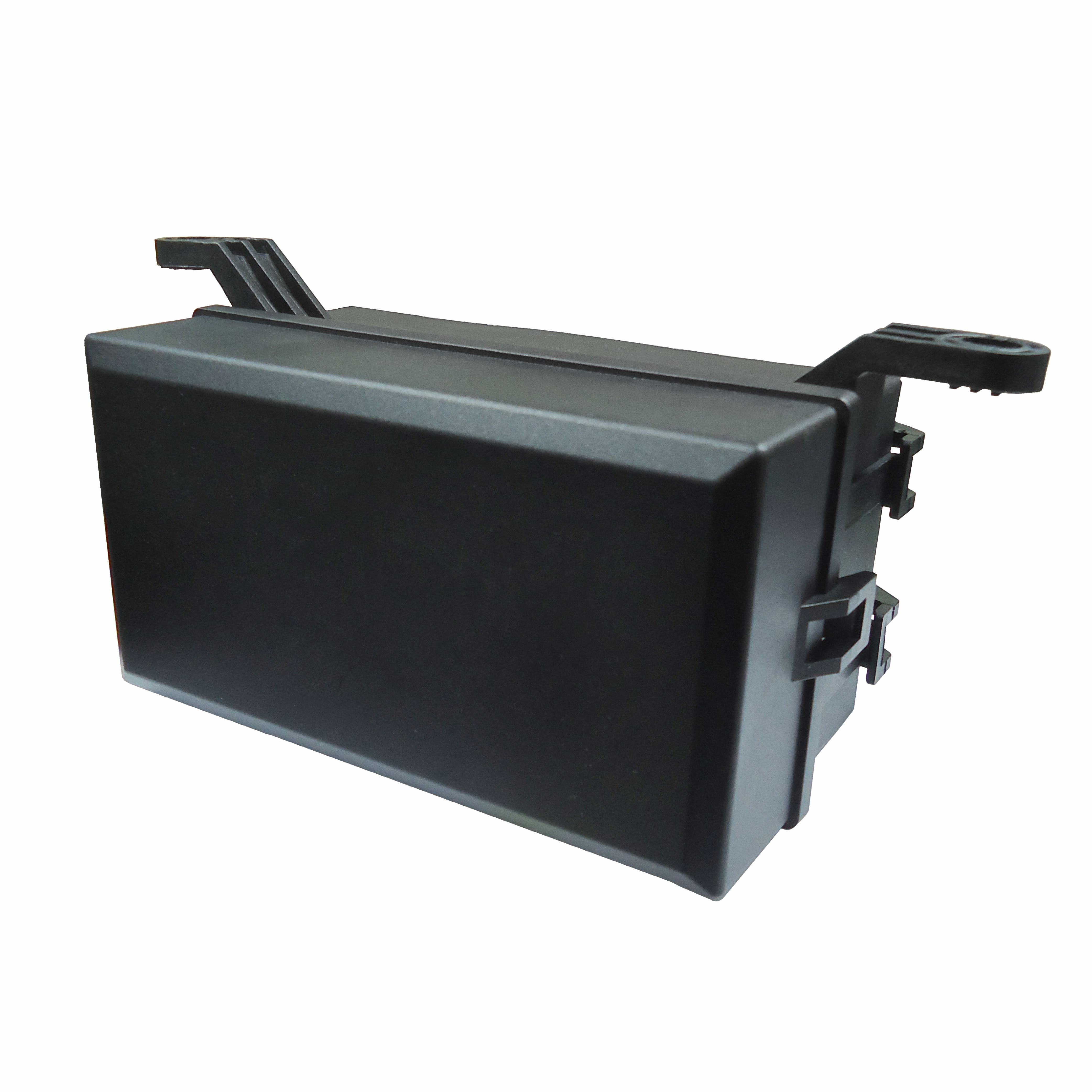 DNI 320002 – Caixa De Fusíveis e Relés Universal Com Terminais Para Adaptação