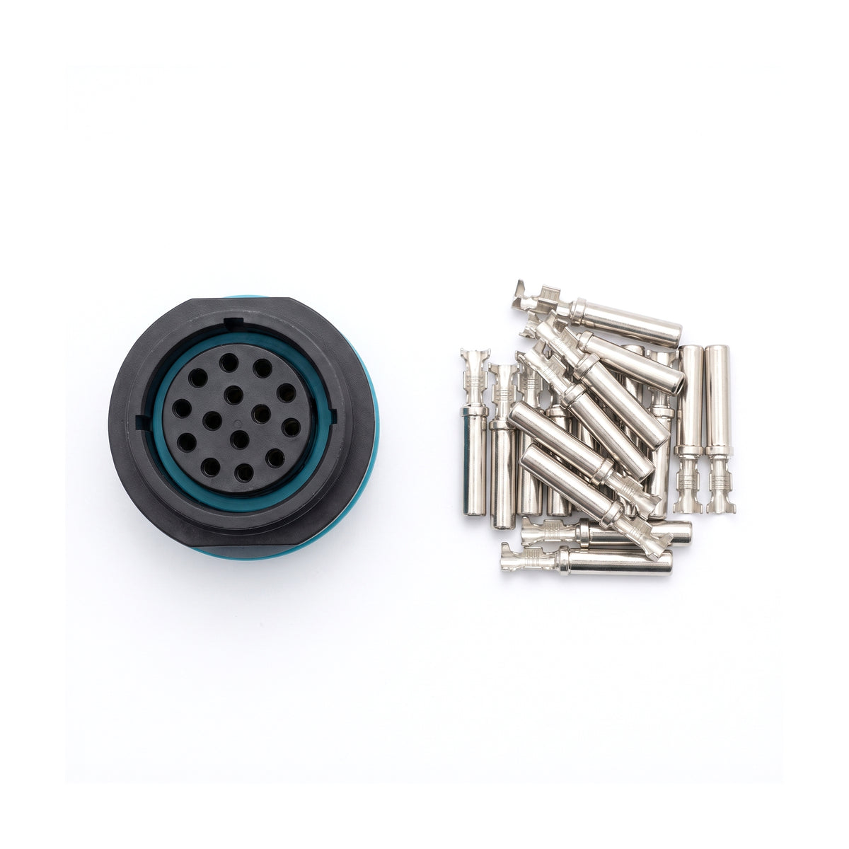 Kit AHDP 14 vias fêmea: conector circular preto e 14 terminais fêmea size 16 sobre fundo branco